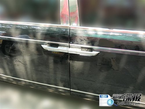 搭6.0l v12发动机 红旗hqe内饰首次曝光高清图片