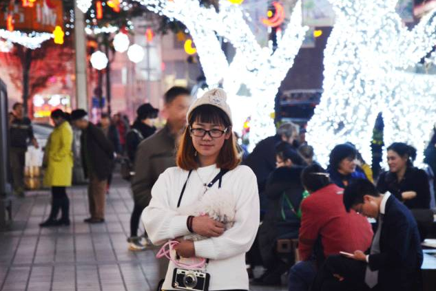 美哭！解放碑为你点亮360度无死角的夜色之美~