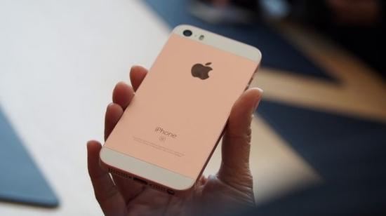 外媒称赞iPhone SE为2年来苹果最好创意