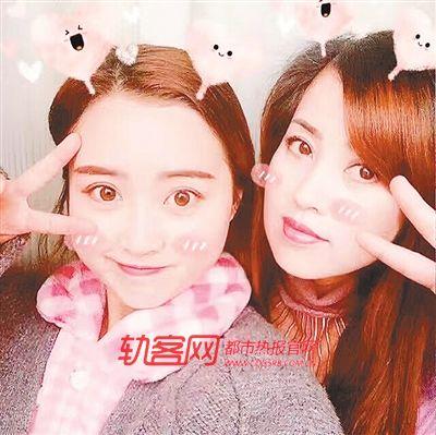 50岁妈妈与女儿合影惊动朋侪圈 同框如闺蜜