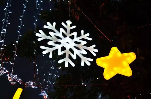 美哭！解放碑为你点亮360度无死角的夜色之美~