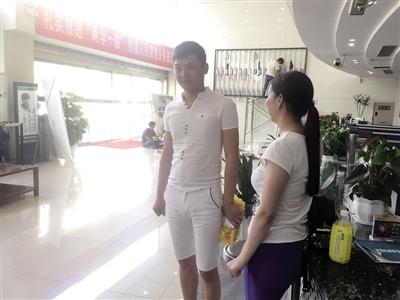 的哥捡到5万元创业资金 又帮别人找回手机