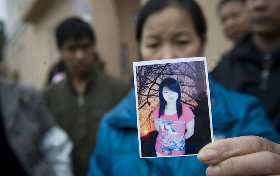 暗恋不成生恨 大叔捅死18岁<em>少女切腹</em>自尽|<em>小说</em>