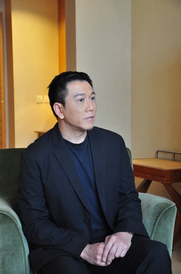 47岁温兆伦转型当老板 准备来渝开美发连锁店