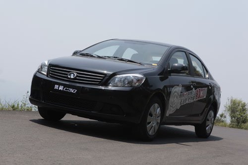 回归中庸? 大渝汽车试驾长城腾翼C30_专栏-试