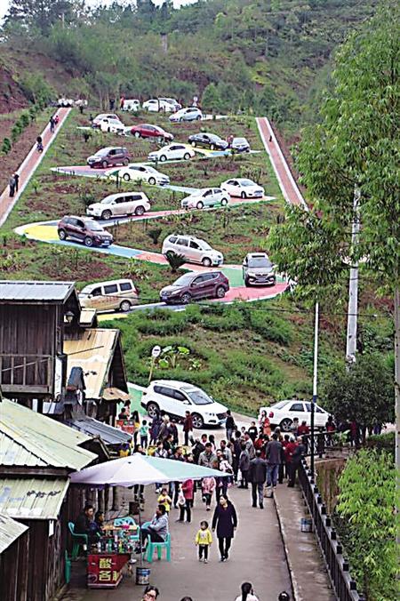 涪陵蔺市“S型公路”成网红