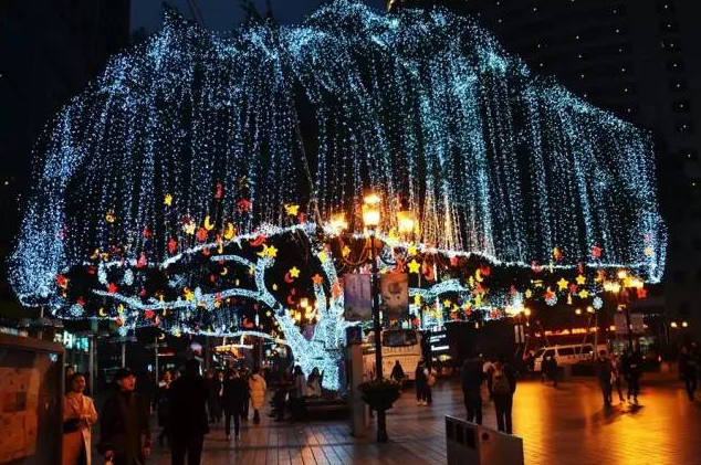 美哭！解放碑为你点亮360度无死角的夜色之美~