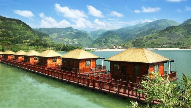 520与爱同宿三大特色酒店 五大精品景区免费游