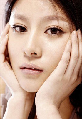 鸡蛋淡斑小妙招 美白又省钱