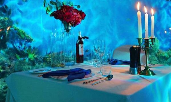 更艾-海底全景烛光晚餐 尽在重庆富力艾美酒店