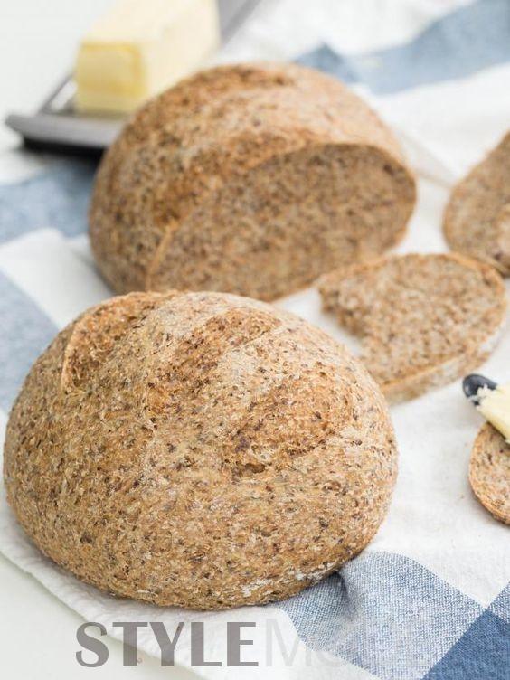 高碳水化合物的全麦面包 135086048.jpg