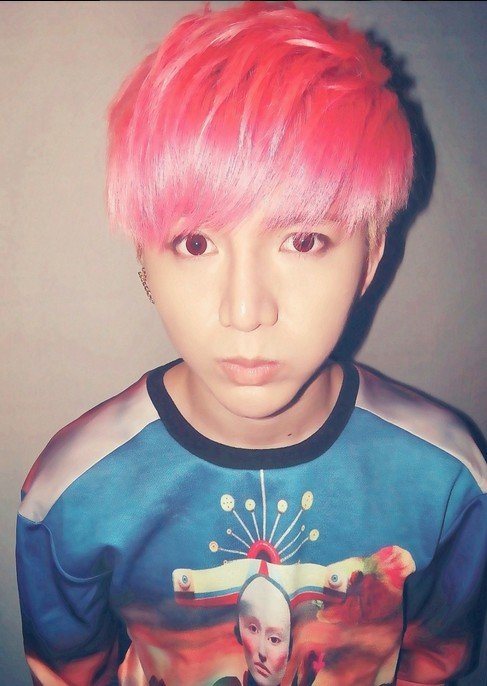 好声音梁君诺私照曝光惹整容质疑