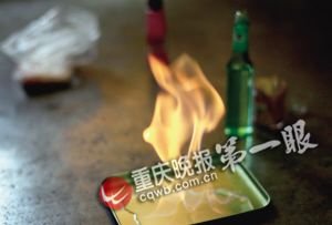 花露水遇火真会燃烧吗? 较真妈妈实验验证