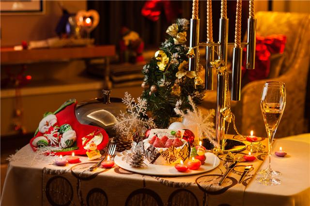 重庆江北希尔顿逸林酒店圣诞季拉开帷幕