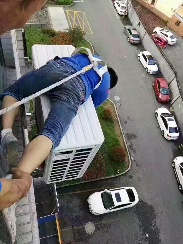 空运数百安装工程师来渝,苏宁空调即买即装给