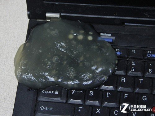 酷似浓鼻涕 重口编辑实战笔记本电脑清灰神器