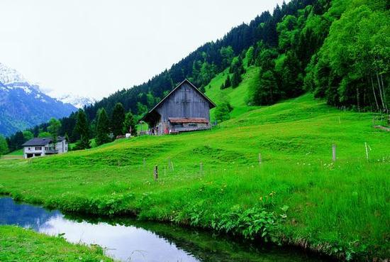 国庆出国游 走更远看更美的风景