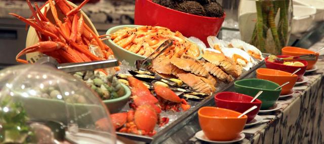 德式自助餐、豪华海鲜自助餐，任你切换！