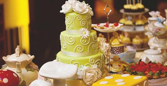 霜糖童话蛋糕 开启梦幻般的婚礼
