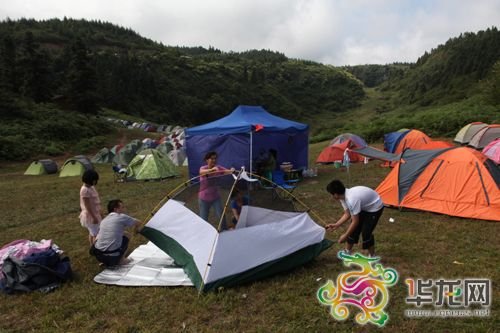 <em>武隆</em>旅游发展带来致富 家门口开农家乐月入过