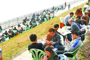 高档酒店餐饮遇冷 春节消费成冰火两重天