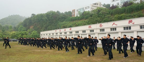 市监狱局三个强化做好新民警岗前培训工作