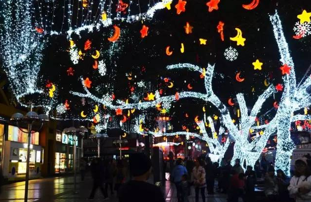 美哭！解放碑为你点亮360度无死角的夜色之美~