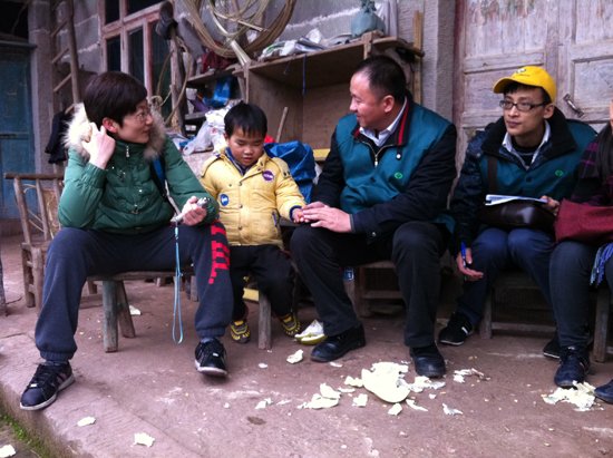 顶新公益基金会在重庆地区开展留守儿童冬令慰