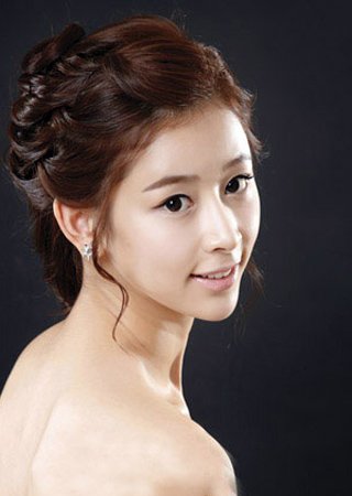 优雅新娘整体造型 秋冬韩式唯美发型