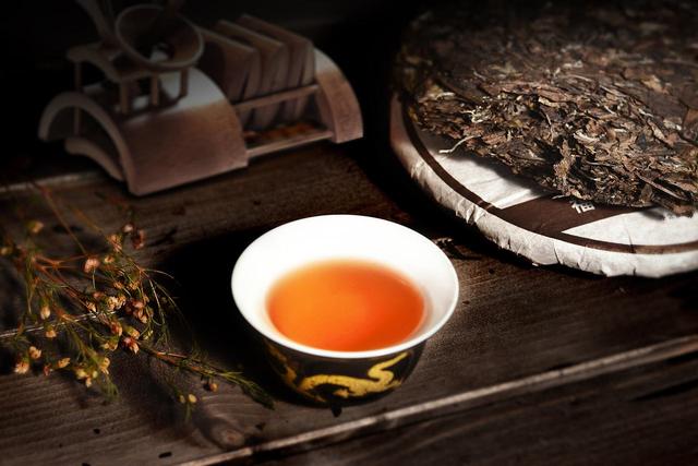 茶垢有重金属，会导致早衰？