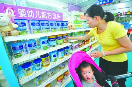 原料价格下降成推手 婴幼儿奶粉集体促销忙