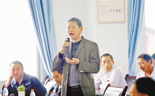 含谷镇建新村晒账单 给村民一本明白账