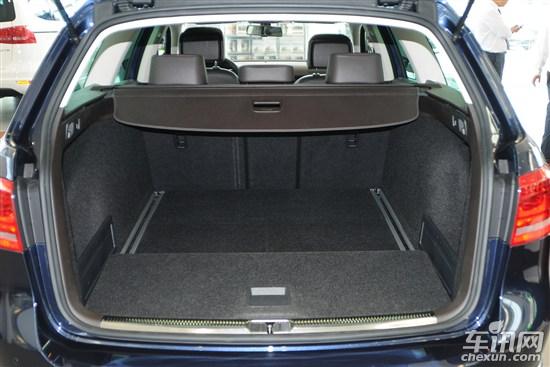 旅游自驾还是坐车好 97988858.jpg