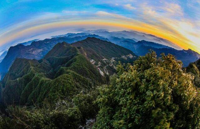隆鑫集团大力开发金佛山北坡 未来将成旅游度假胜地