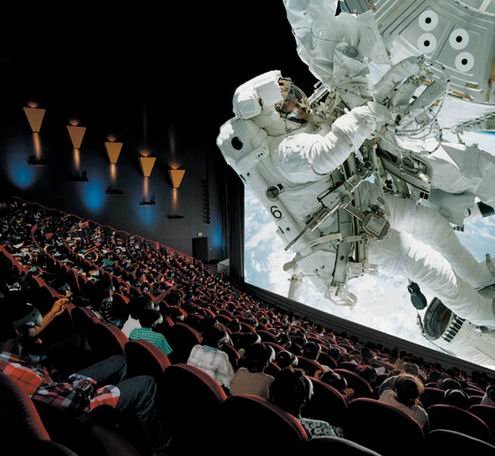 IMAX 3D 大型スクリーンシアター