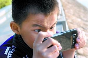 智能手机被指影响儿童发育
