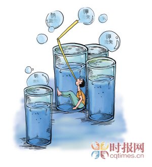 感冒发烧猛喝水排毒? 他喝了4大盅 脱水休克了