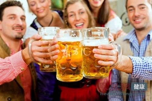 为何有的人喝酒脸红有的人脸发白