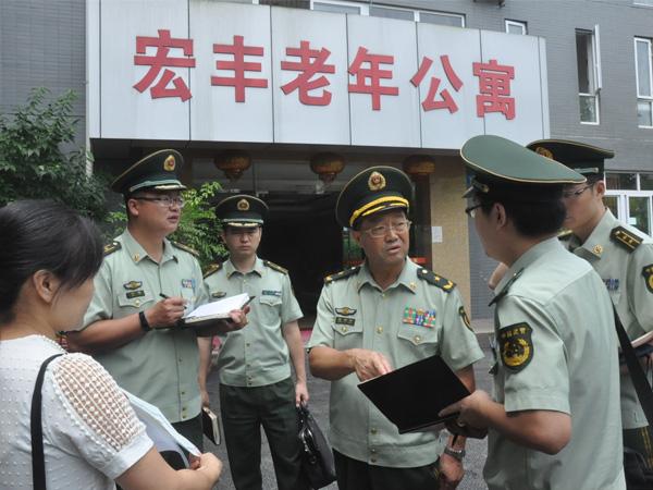 市消防总队长、政委率队督导夏季消防安全