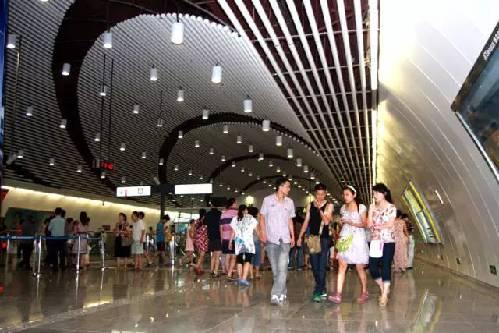 99%的人都不晓得,重庆轻轨竟然藏这么多秘密