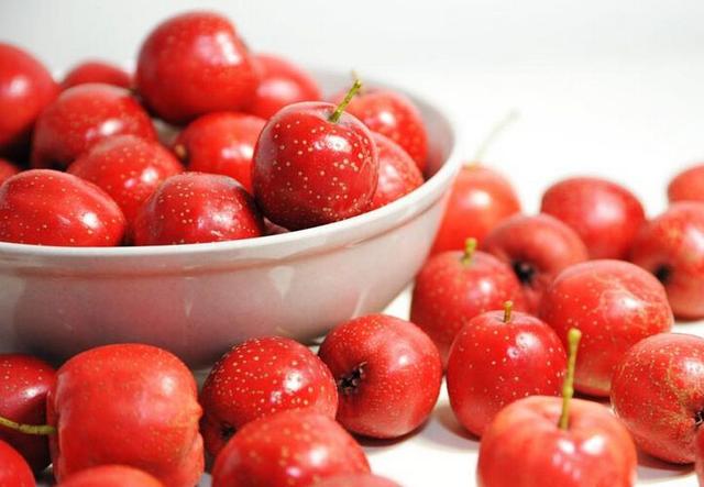 春季养胃吃什么 三种水果极易导致胃病