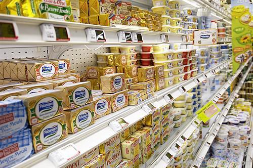 传婴幼儿奶粉新则年底亮相 或逼退上千品牌