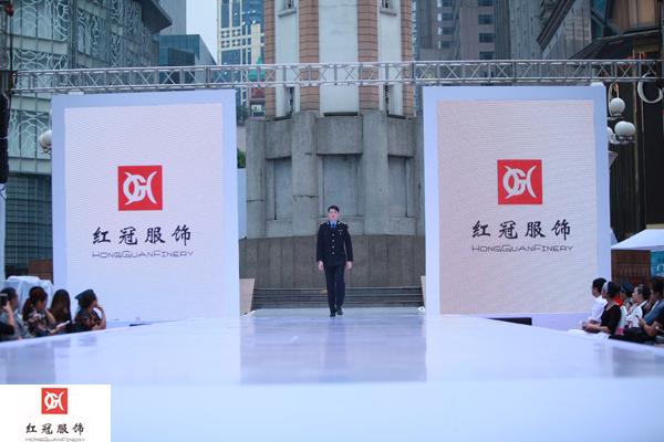 感受自然之美 用服饰回归纯真