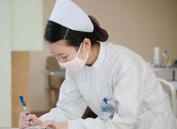 重庆卫生技校:高考填报另辟蹊径之中高职选择