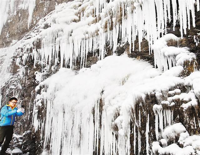 重庆大面积降雪 雪景游爆棚