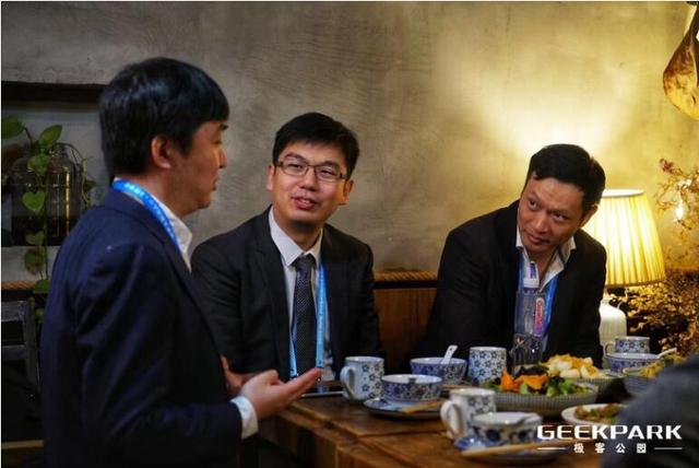 意料之外的新视角！科技咖们原来这么看AI