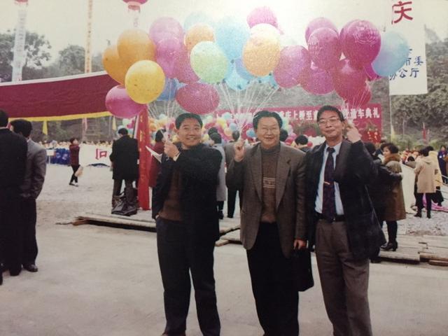 重庆最堵隧道的秘密：工人组敢死队写遗书挖隧道