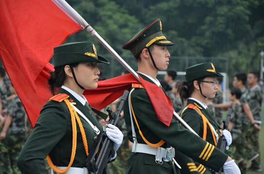西南大学附属中学学生国旗班简介