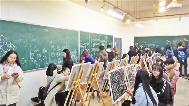 重庆市首批630名小学全科教师奔赴农村小学