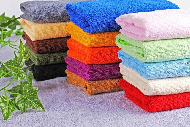 恐怖!毛巾3个月不换细菌超千万!有烂脸风险